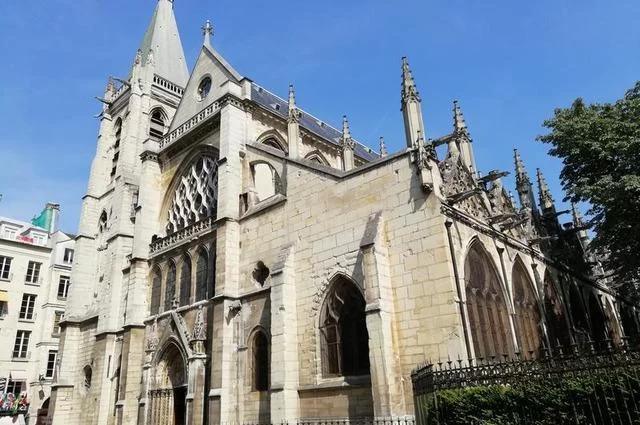 Dzielnica Łacińska w Paryżu Kościół Saint-Severin