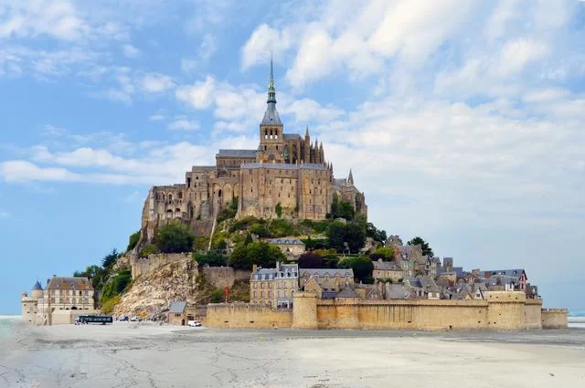 Gilles DETOT / Unsplash Mont-Saint-Michel