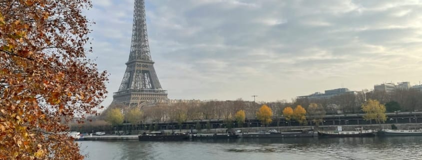 Czy warto jechać do Paryża w listopadzie?