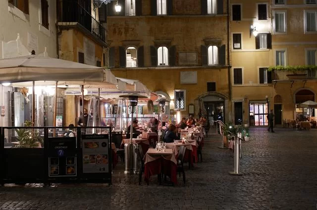 Sten Ritterfeld/Unsplash.com rome restaurant