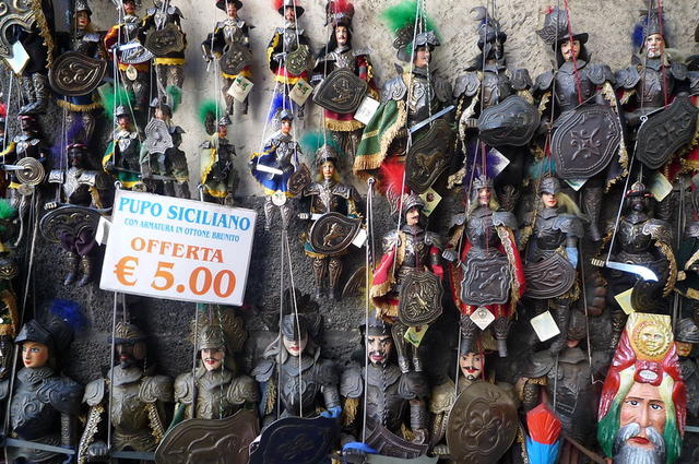 Dunk / Flickr / CC-BY 2.0 Lalki Pupi