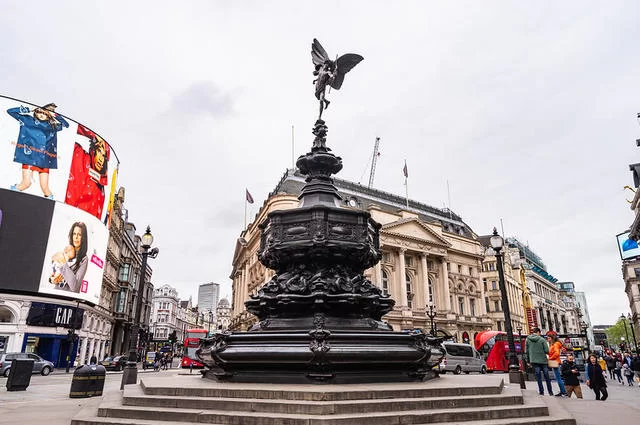 Zdjęcie: Wei-Te Wong / Attribution-ShareAlike 2.0 Generic (CC BY-SA 2.0) Plac Piccadilly Circus