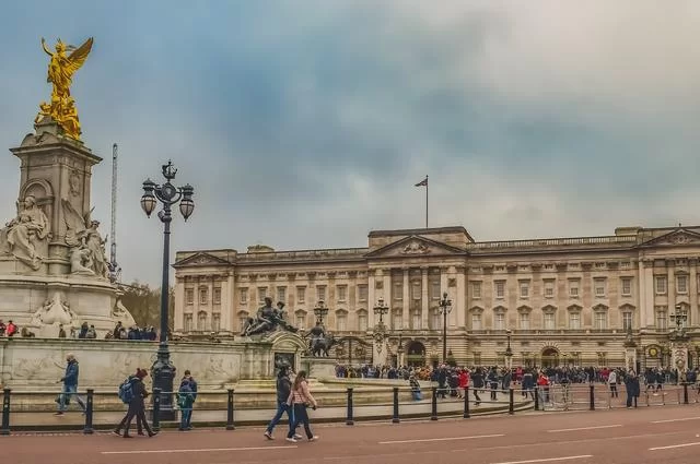 Zdjęcia: dimitrisvetsikas1969 / pixabay Buckingham Palace