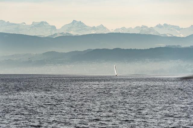 Zdjęcie: Zurich Tourism / zuerich.com jachty na zuryskim jeziorze