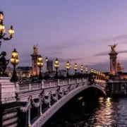 leonard-cotte-R5scocnOOdM-unsplash (1) Paryż