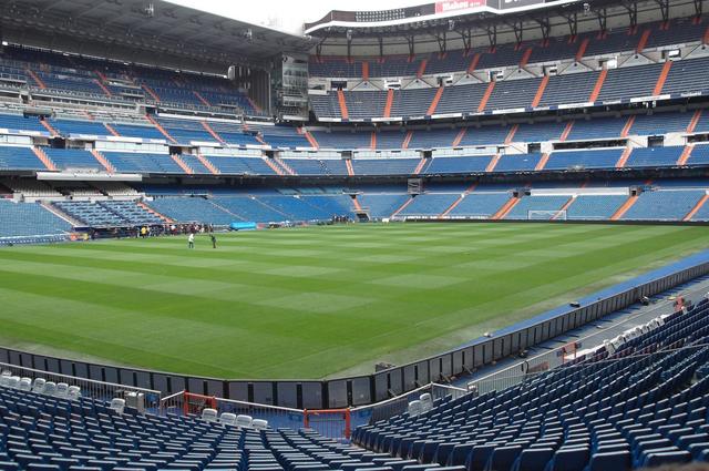 Zdjęcie: escalope / pixabay Stadion Santiago Bernabéu