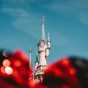 julian-hochgesang-why2TAvv90I-unsplash W Paryskim Disneylandzie