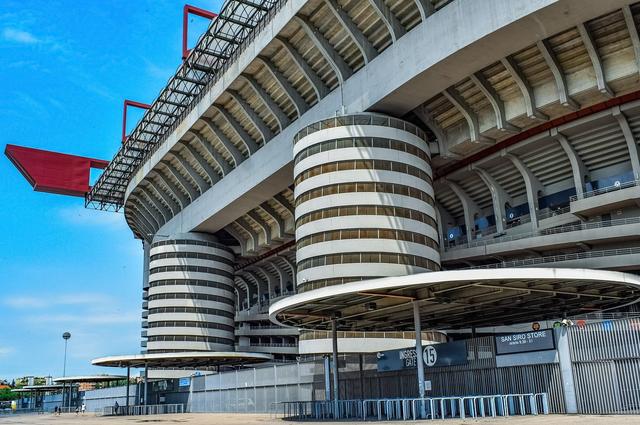 Zdjęcie: dimitrisvetsikas1969 / pixabay.com Stadion San Siro
