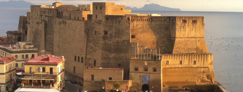 20 zabytków Neapolu: wielki przewodnik po mieście