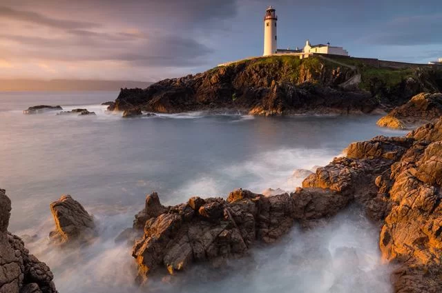 Steven Hanna / Unsplash Miasto i hrabstwo Donegal