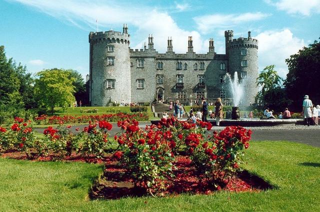 Aldebaran / Wikimedia commons / CC BY-SA 3.0 20 zamków w Irlandii: Zamek Kilkenny