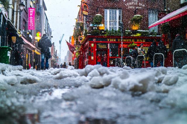 Tom Cleary / Unsplash Pogoda w Dublinie. W co się ubrać?