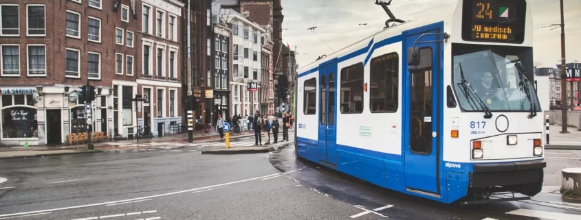 Transport publiczny w Amsterdamie