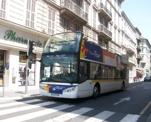 WYCIECZKA PO NICEI AUTOBUSEM PIĘTROWYM