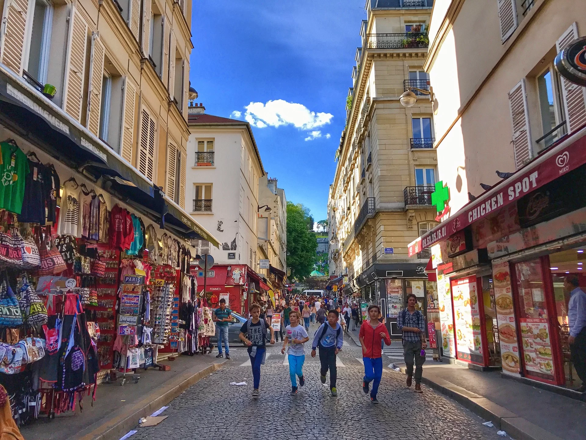 Montmartre street