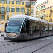 Transport publiczny w Nicei