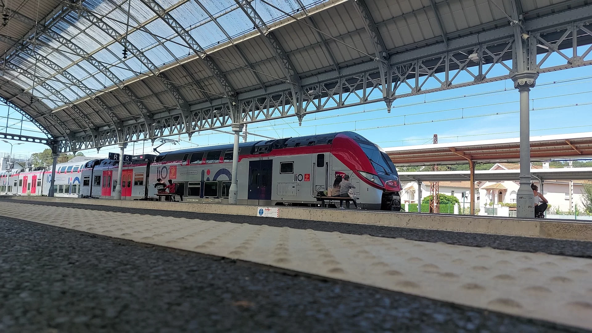 Jak dostać się z Paryża do Etretat? Jak dostać się z Paryża do Etretat?