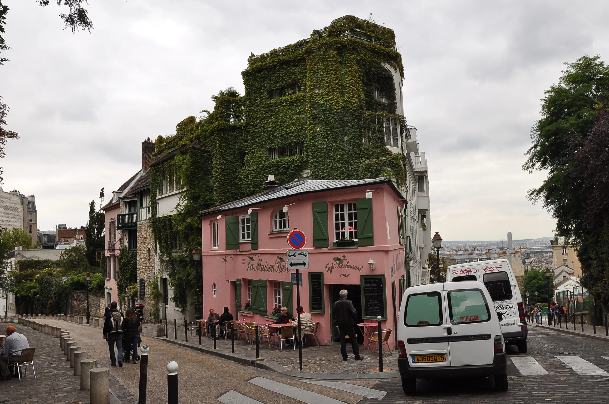 Różowy dom i kawiarnia Różowy dom i kawiarnia