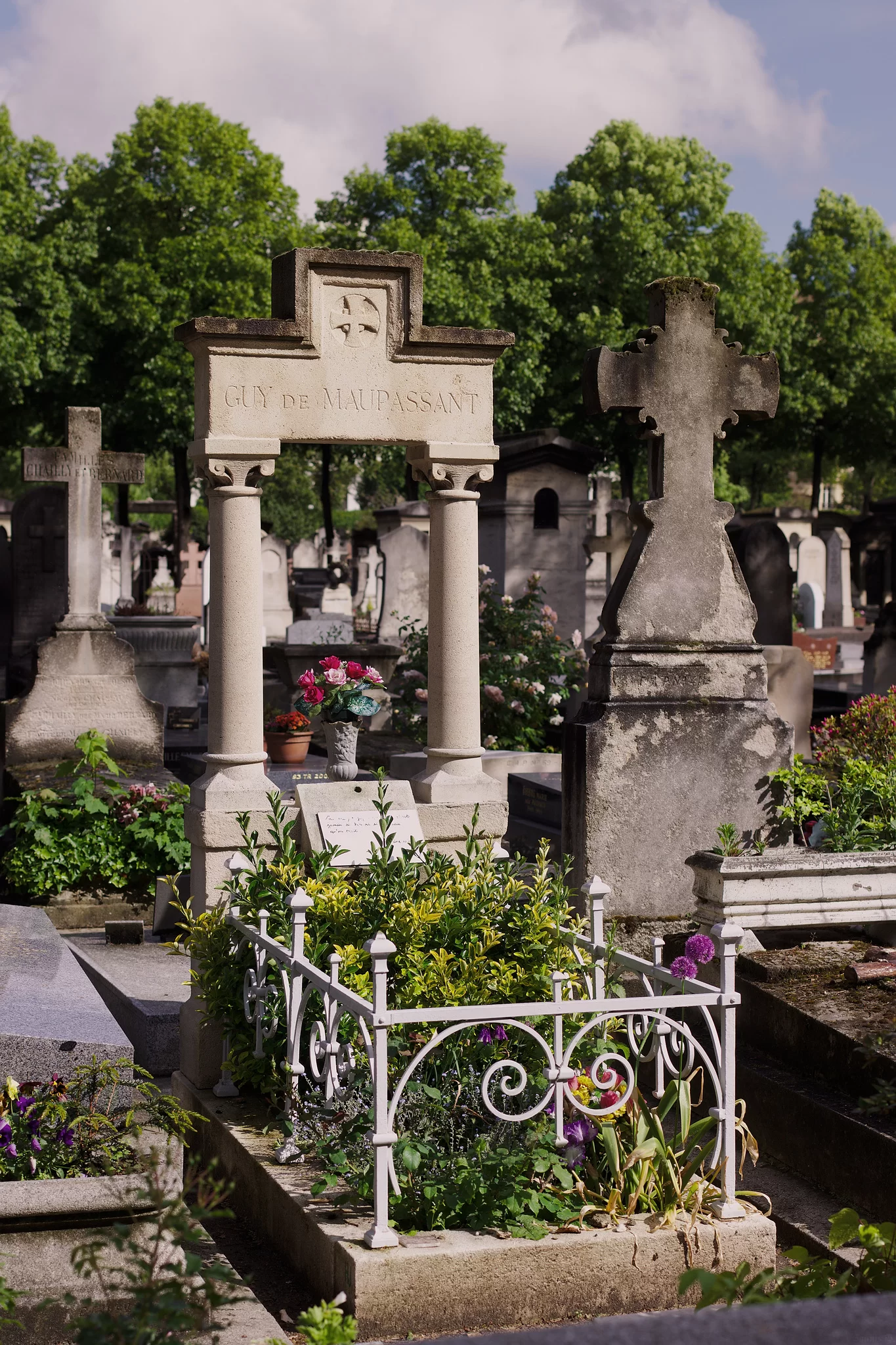 Guy de Maupassant Guy de Maupassant