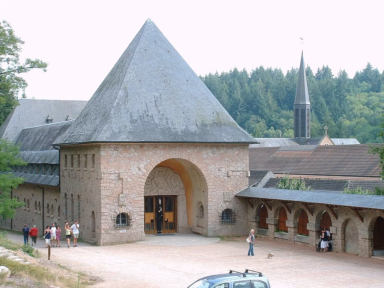 Saint-Marie de Pierre-qui Vire Saint-Marie de Pierre-qui Vire