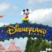 DISNEYLAND W PARYŻU