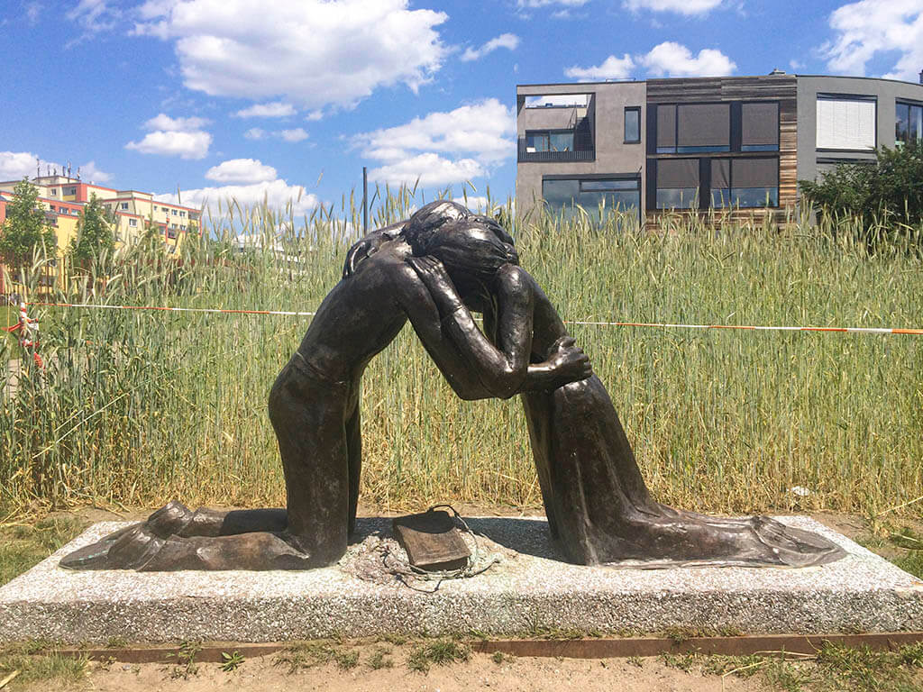 Muzeum Muru Berlińskiego: Park Pamięci Gedenkstein