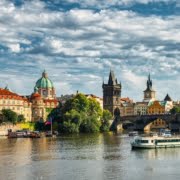 Wycieczka po Pradze z przewodnikiem TouringBee Wycieczka po Pradze z przewodnikiem TouringBee