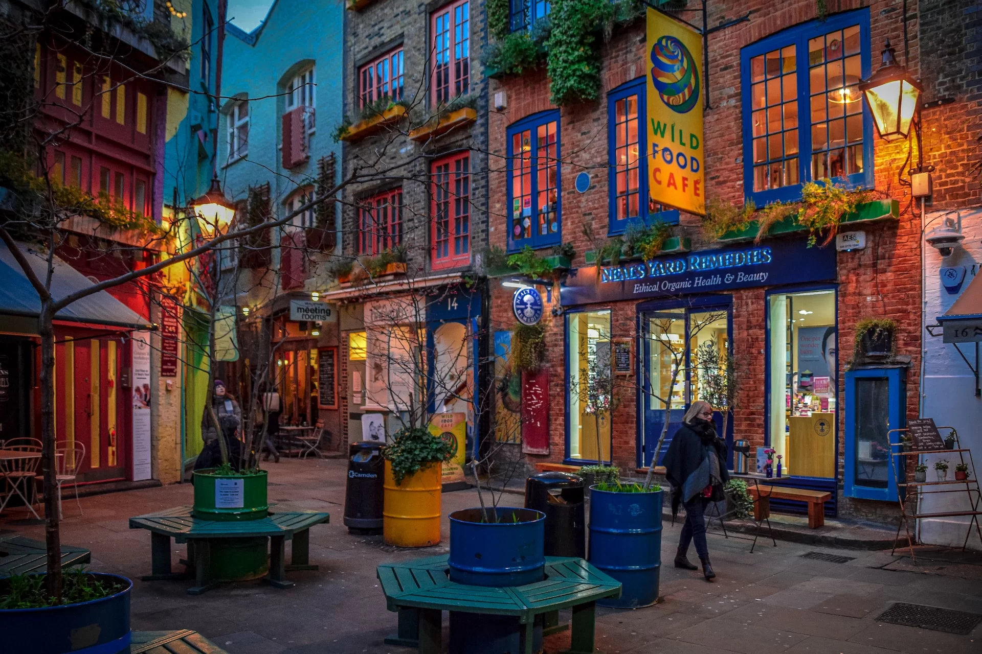 ulica Neals Yard ulica Neals Yard