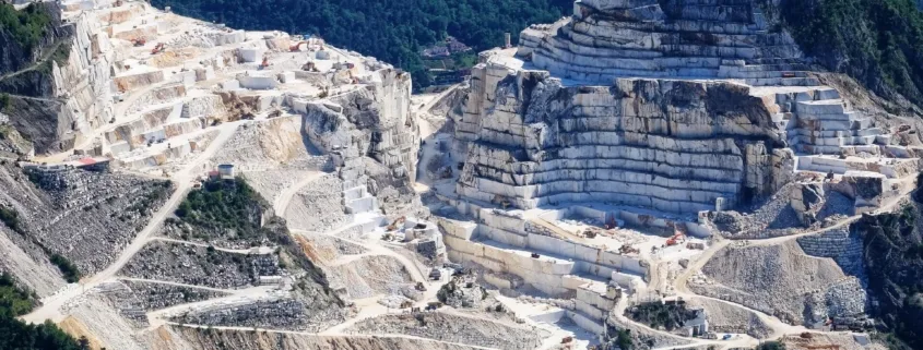 Carrara i Colonnata Zwiedzanie kamieniołomów marmuru w Carrara i Colonnata