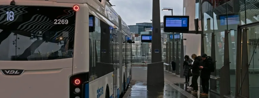 Jak dostać się z lotniska