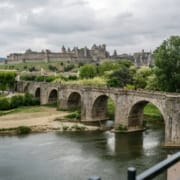 Zobacz Carcassonne z audioprzewodnikiem TouringBee