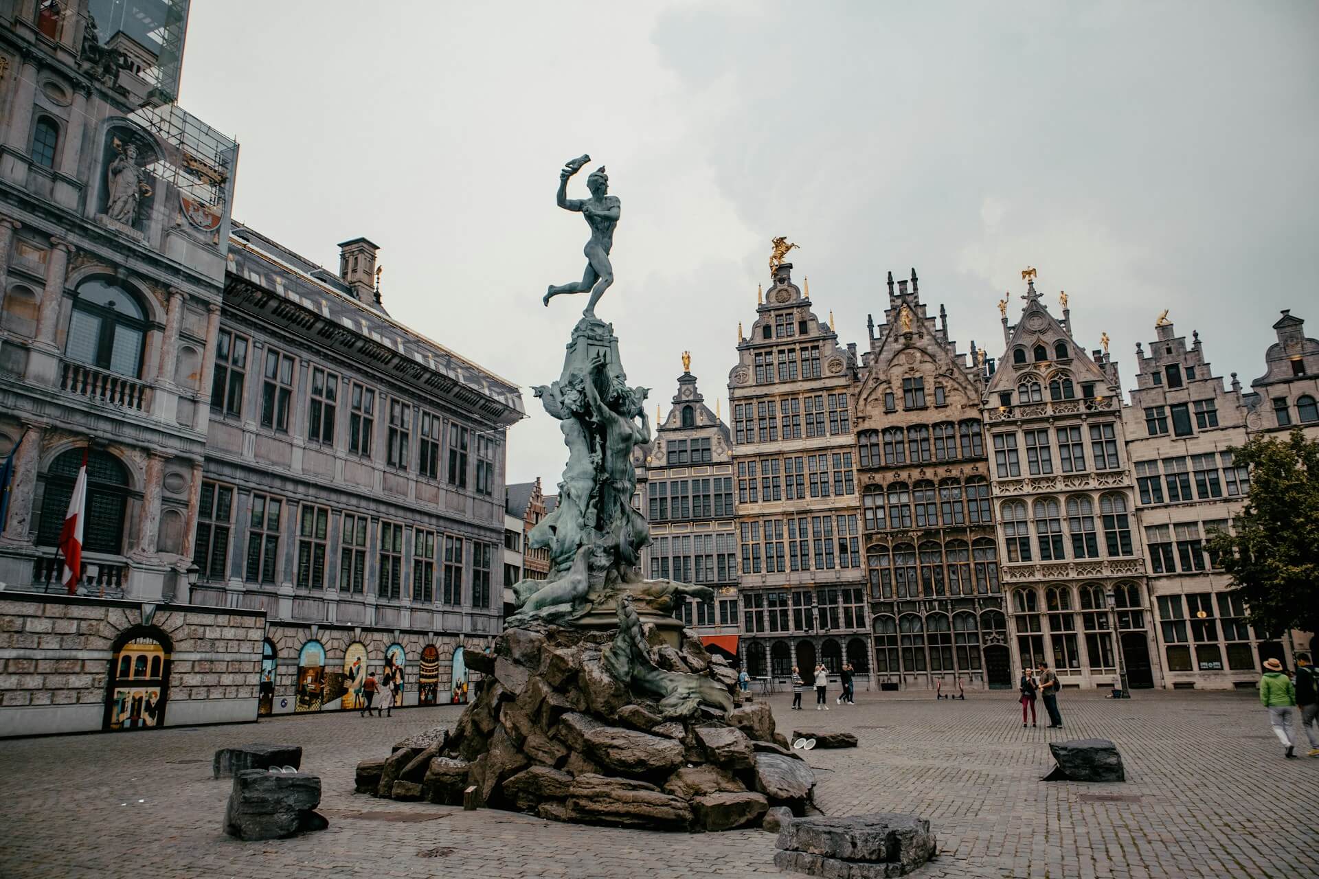 Fontanna Brabo (Brabo Fountain)