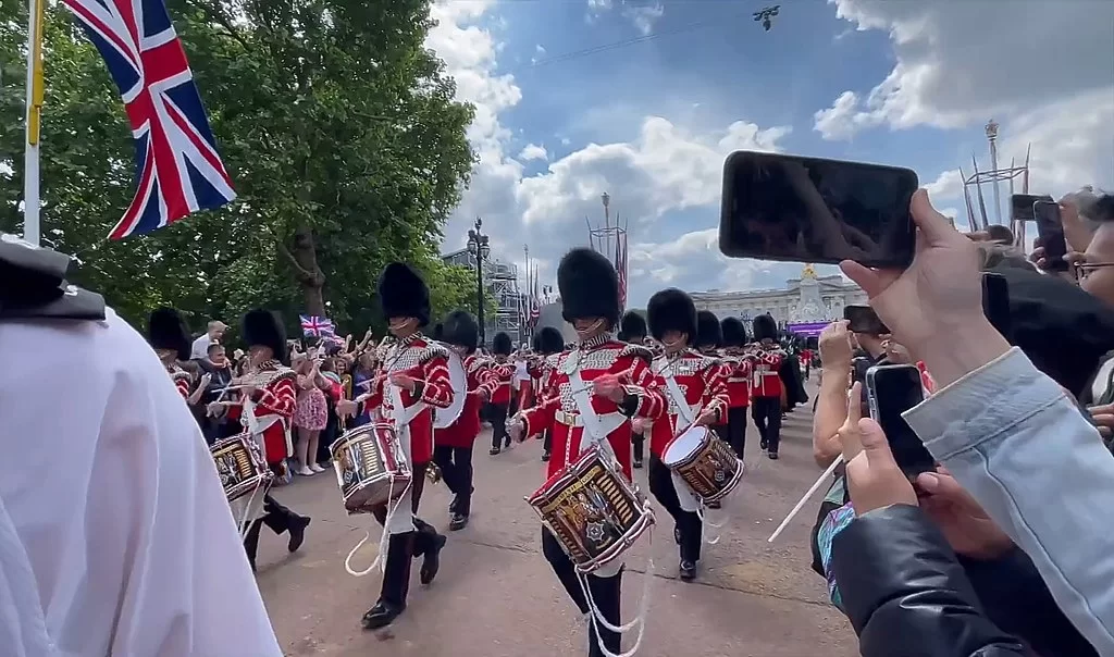 Dzień króla 2024 w Londynie, czyli parada Trooping the Colour Paris10