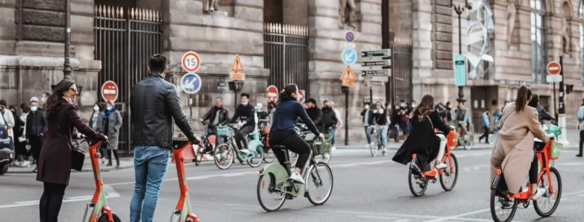 Velib: Jak wypożyczyć rower w Paryżu? Szczegółowa instrukcja