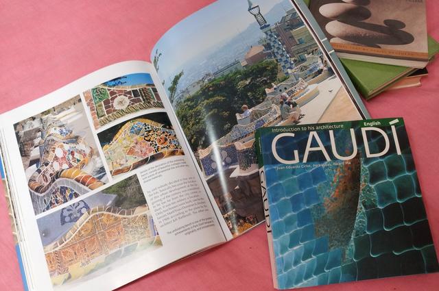 Książki o sztuce Gaudiego
