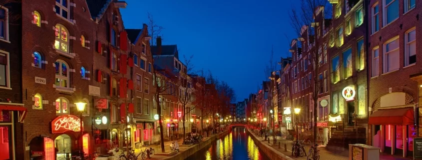 Ulica czerwonych latarni w Amsterdamie