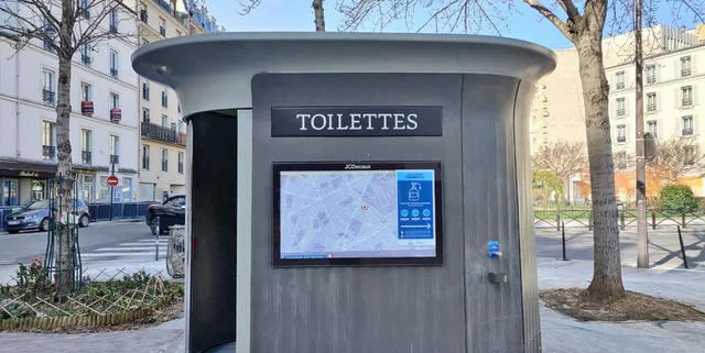 Publicznych toalet
