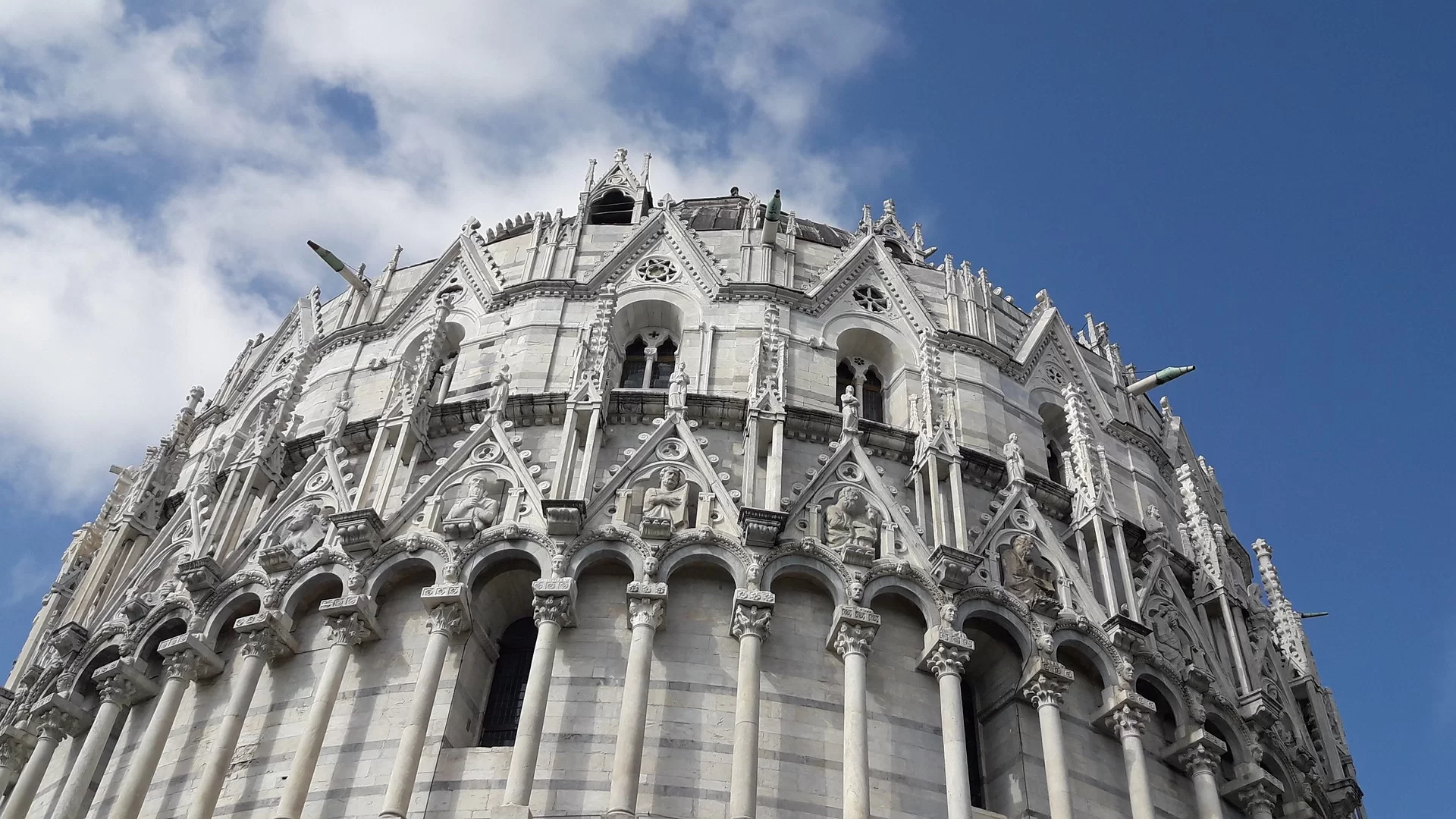 Wieża w Pizie: jak odwiedzić «krzywy cud»?