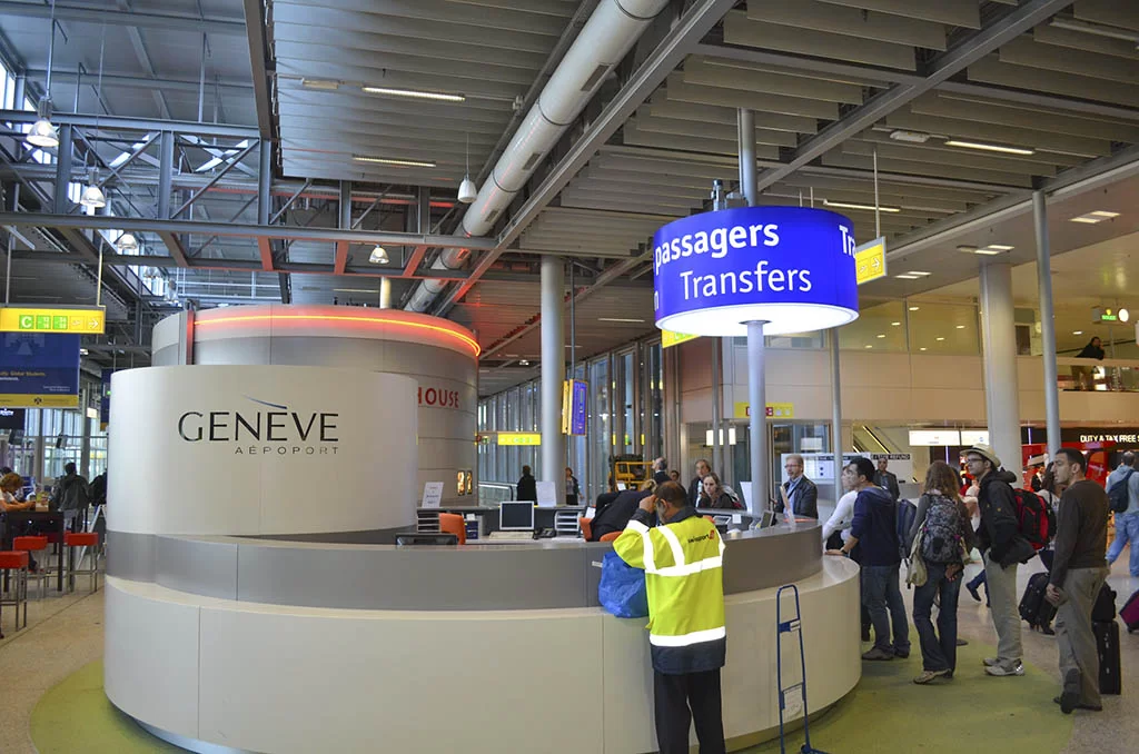 Lotnisko w Genewie: Centrum informacji